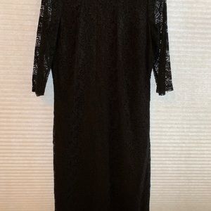 LBD- absolutely fantastic fitted black dress!